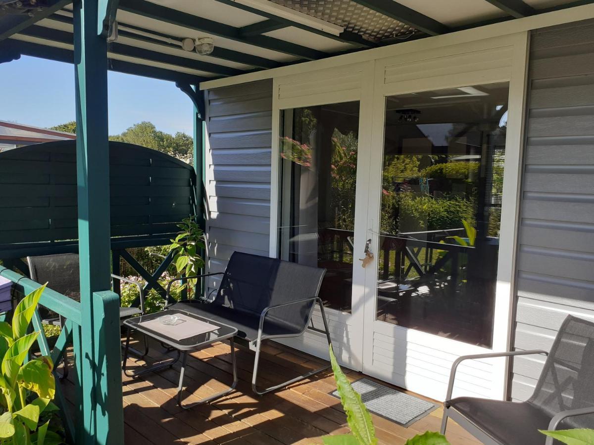 Petite Maison Chalet A 100 M De La Petite Mer De Gavres Riantec エクステリア 写真